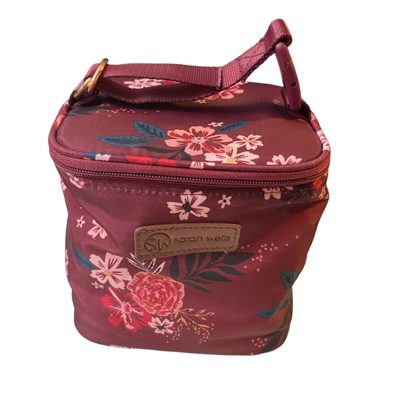sarah wells Handbags - Sarah Wells “Cold Gold" Cooler Bag (Berry Bloom) (Authentic from Manufacturer)